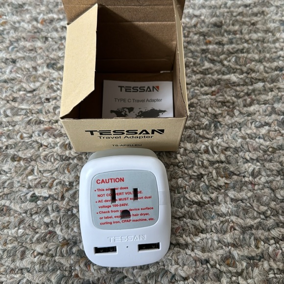 Type C Travel Adapter - Picture 2 of 2